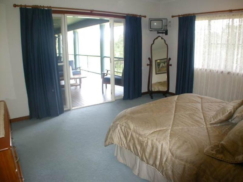 6 Wilkes Court, Tinbeerwah QLD 4563