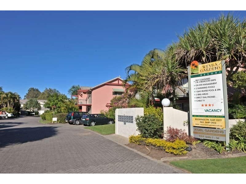 202/24 Lake Weyba Drive, Noosaville QLD 4566