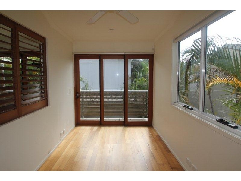 1/3 Ann Street, Noosaville QLD 4566