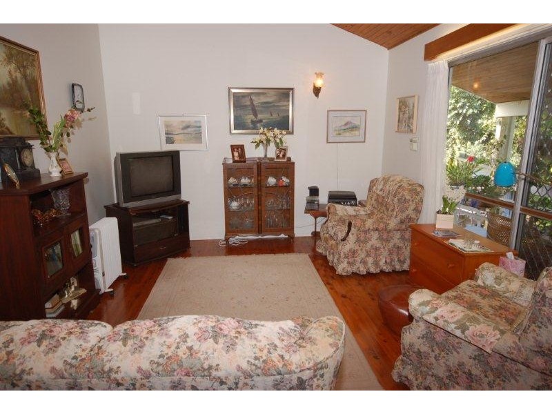 11 Creek Road, Noosaville QLD 4566