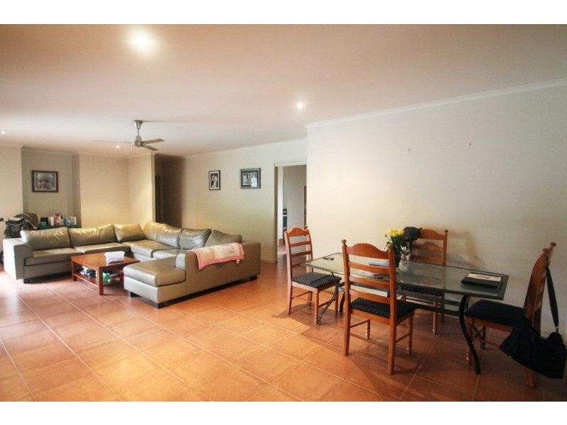 12 McKenna Court, Noosaville QLD 4566