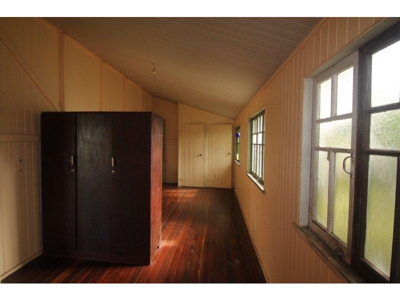 5 Lake Weyba Road, Noosaville QLD 4566