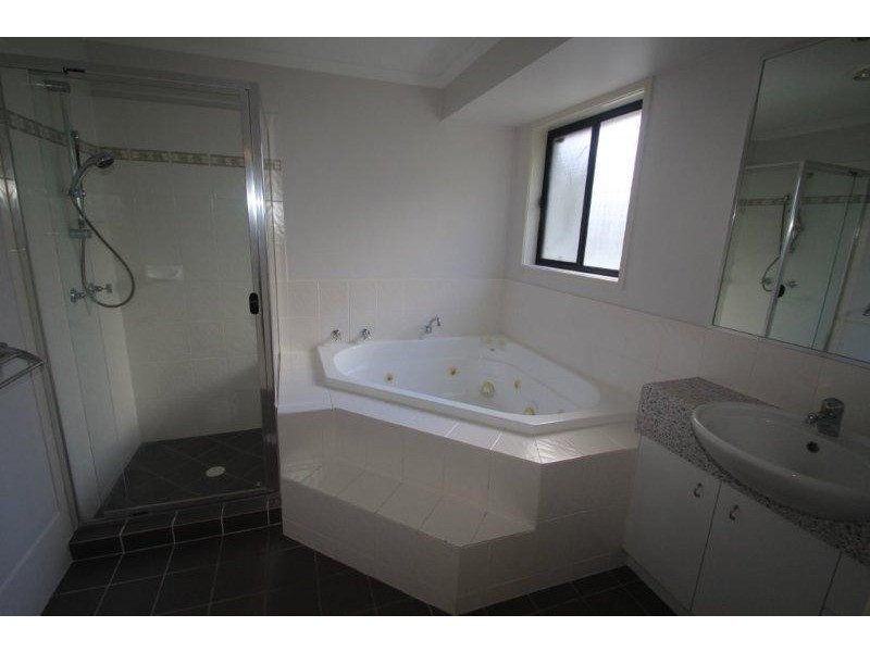 27 Moorindil Street, Tewantin QLD 4565