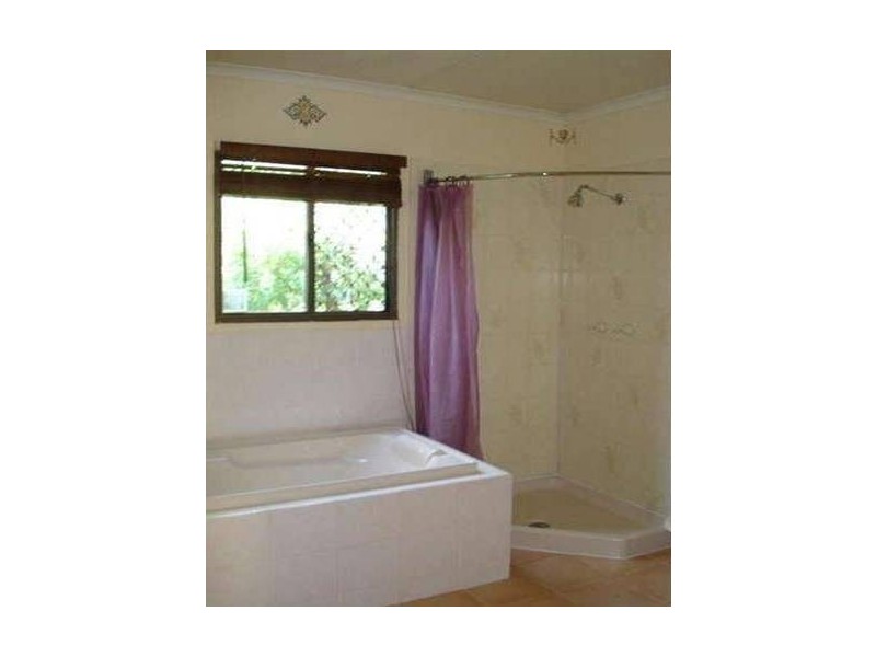 28 Pines Avenue, Cooroibah QLD 4565