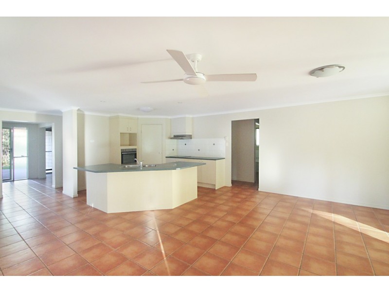 Cooroibah QLD 4565