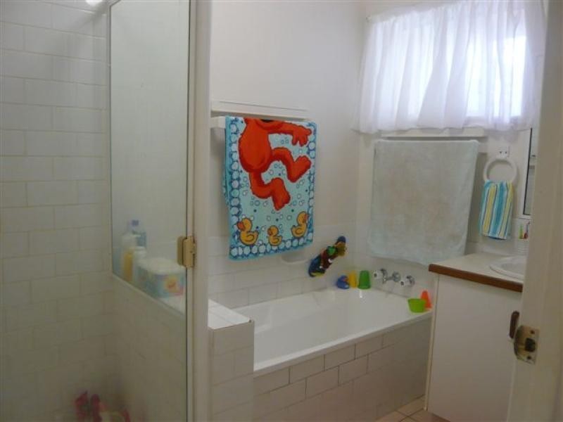 17 Yellowood Close, Tewantin QLD 4565