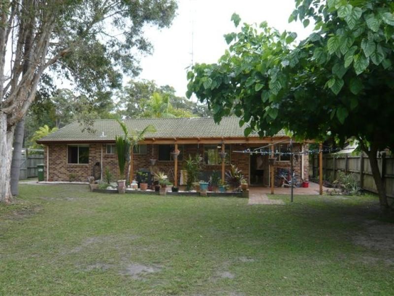 17 Yellowood Close, Tewantin QLD 4565