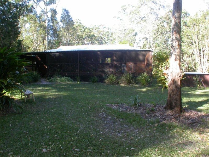 165 Dath Henderson Road, Tinbeerwah QLD 4563