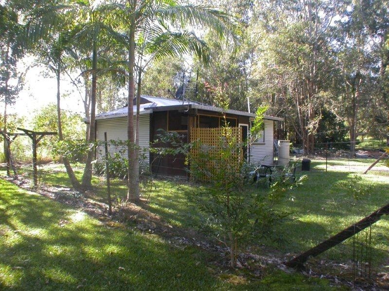 165 Dath Henderson Road, Tinbeerwah QLD 4563