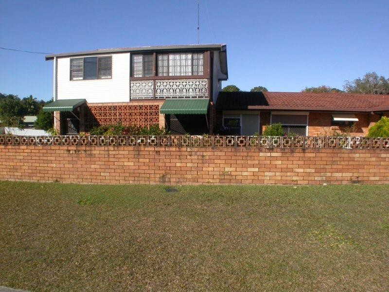 8 William Street, Tewantin QLD 4565
