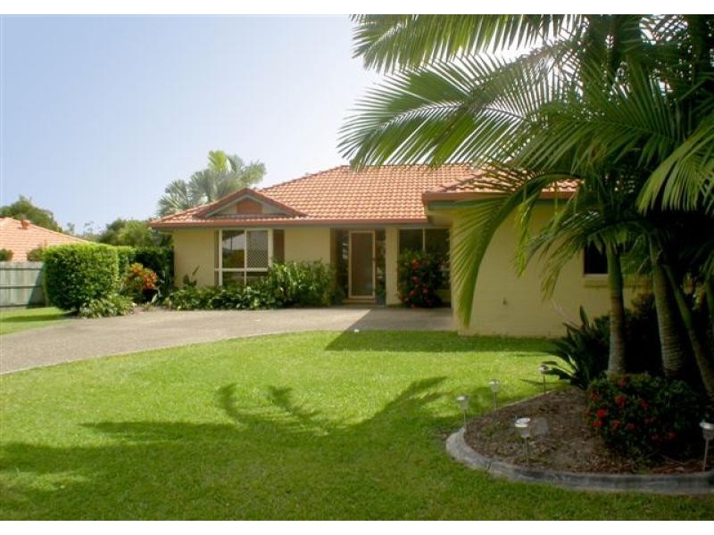 11 Tedford Drive, Tewantin QLD 4565