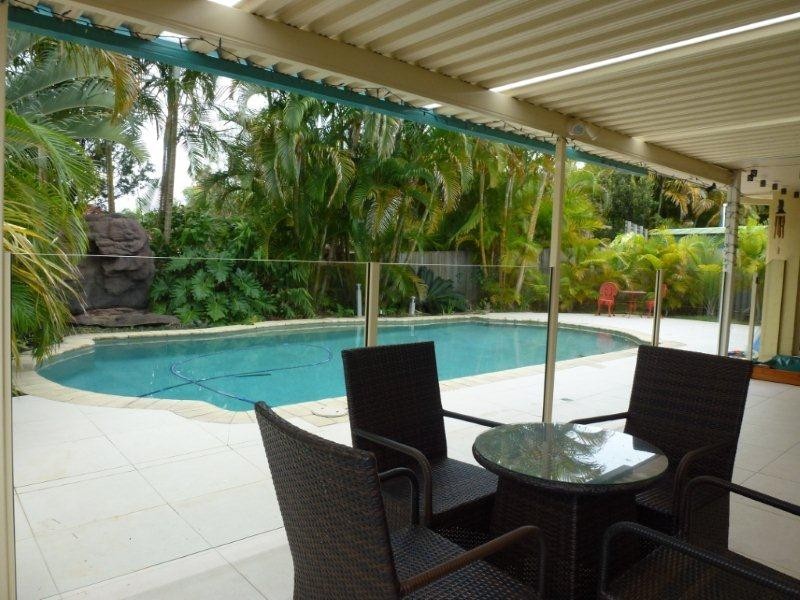 11 Tedford Drive, Tewantin QLD 4565