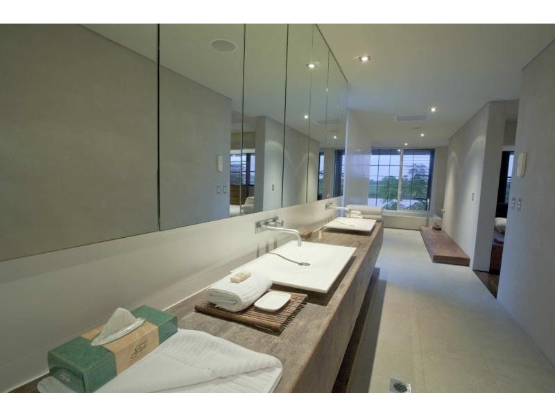 67 Wyuna Drive, Noosa Heads QLD 4567