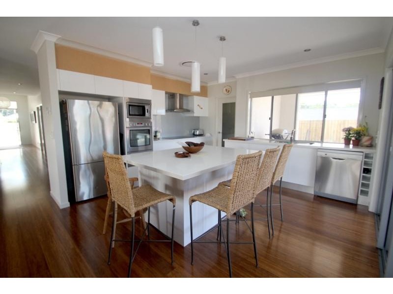 16 Attenuatta Place, Noosaville QLD 4566