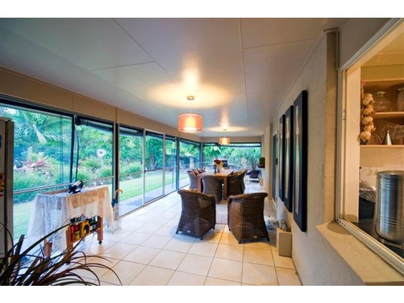 3 Vines Court, Tinbeerwah QLD 4563