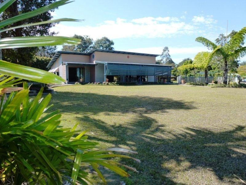 22 Dela Court, Cooroibah QLD 4565