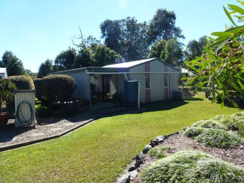 22 Dela Court, Cooroibah QLD 4565