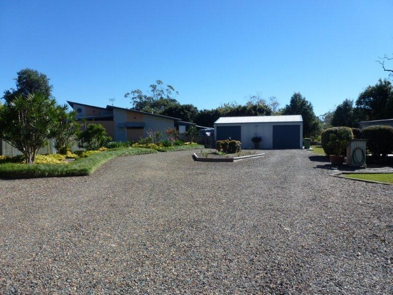 22 Dela Court, Cooroibah QLD 4565