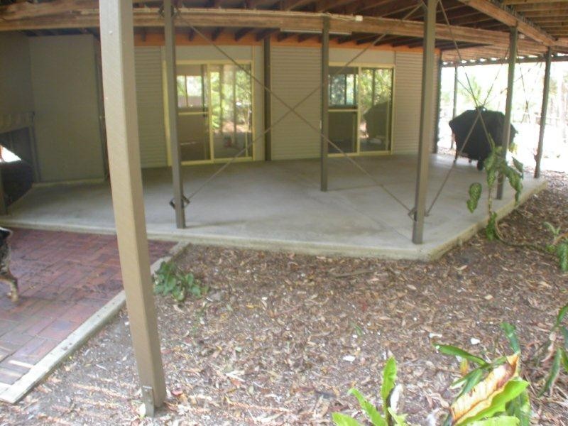 8 Brookland Road, Tinbeerwah QLD 4563