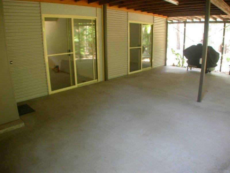 8 Brookland Road, Tinbeerwah QLD 4563