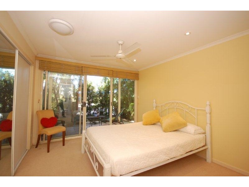 1/9 Lake Street, Tewantin QLD 4565