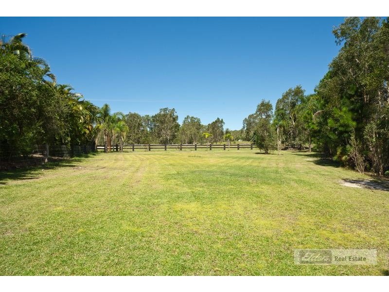 27A Jirrima Crescent, Cooroibah QLD 4565