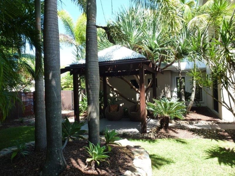 35 Waterside Court, Noosa Waters QLD 4566