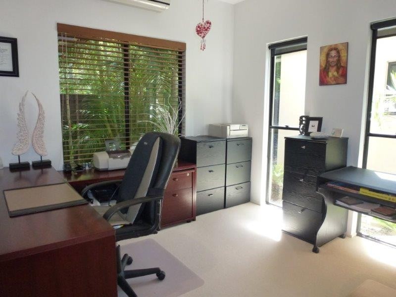 35 Waterside Court, Noosa Waters QLD 4566