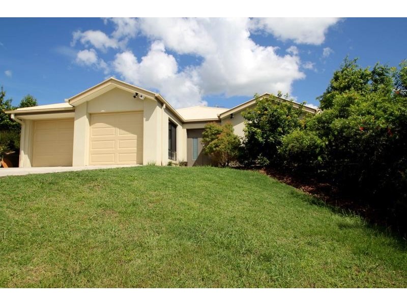 37 Kensington Drive, Cooroy QLD 4563
