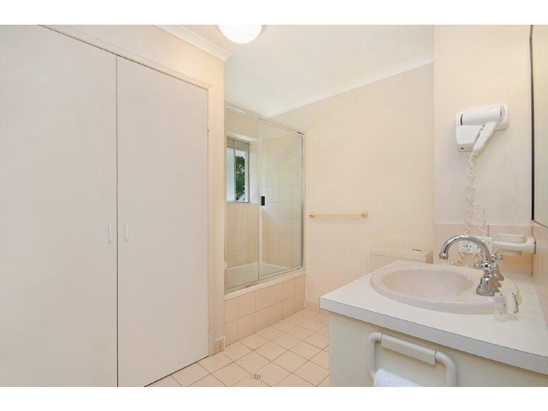 19/13 James Street, Noosaville QLD 4566