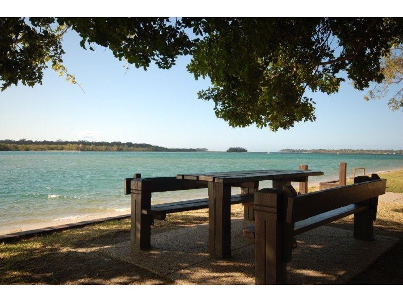 19/13 James Street, Noosaville QLD 4566