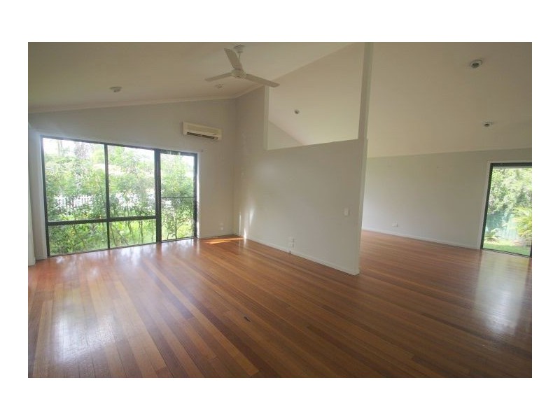 73 Griffith Avenue, Tewantin QLD 4565