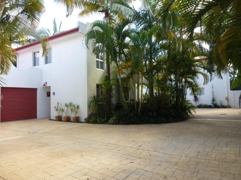 3/5 Stillwater Place, Noosaville QLD 4566