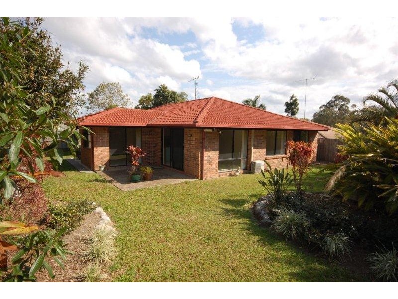4 Flame Tree Drive, Tewantin QLD 4565