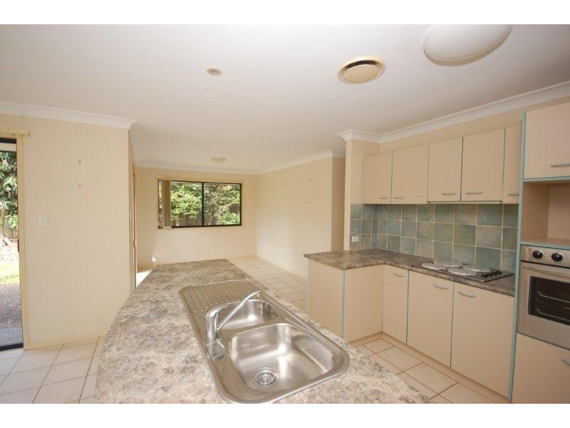 4 Flame Tree Drive, Tewantin QLD 4565