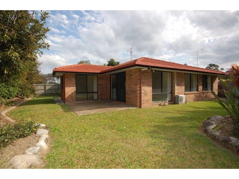 4 Flame Tree Drive, Tewantin QLD 4565