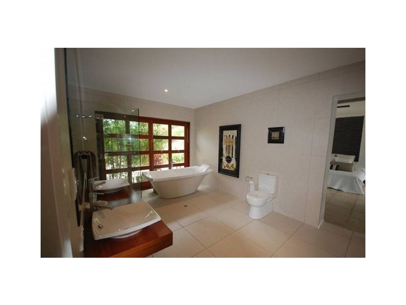 Tinbeerwah QLD 4563