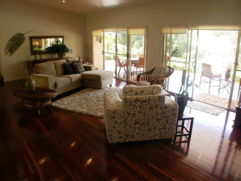 8 Mango Court, Doonan QLD 4562