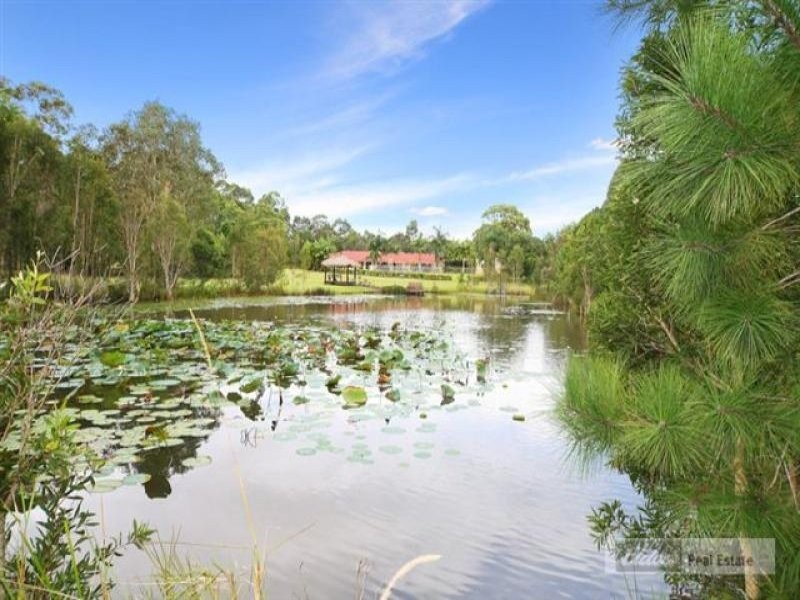 6 Illoura Place, Cooroibah QLD 4565