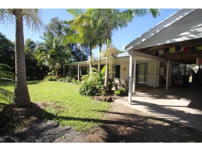 60 Illoura Place, Cooroibah QLD 4565