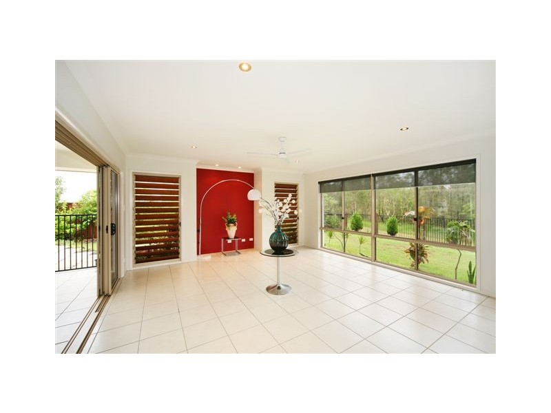 24 Attenuatta Place, Noosaville QLD 4566
