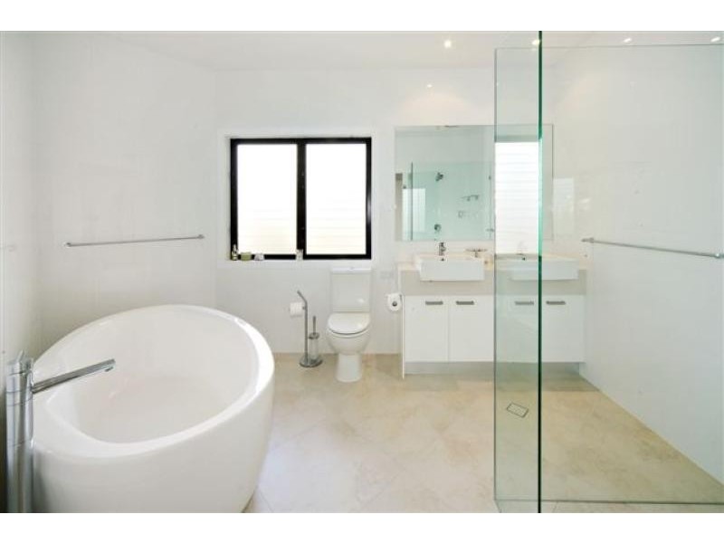 21 Mermaid Quay, Noosa Waters QLD 4566