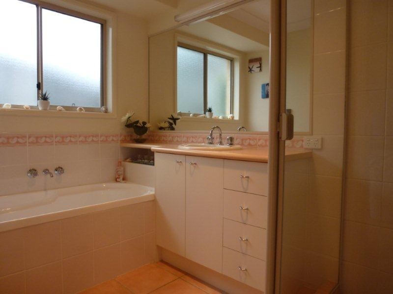 16 Feathertail Court, Tewantin QLD 4565