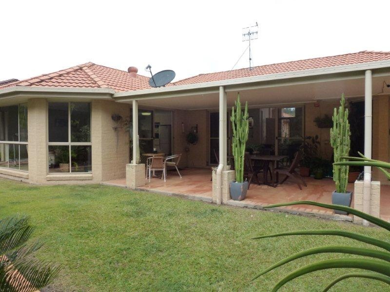16 Feathertail Court, Tewantin QLD 4565