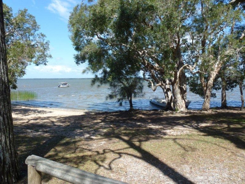 58 Teewah Road, Boreen Point QLD 4565