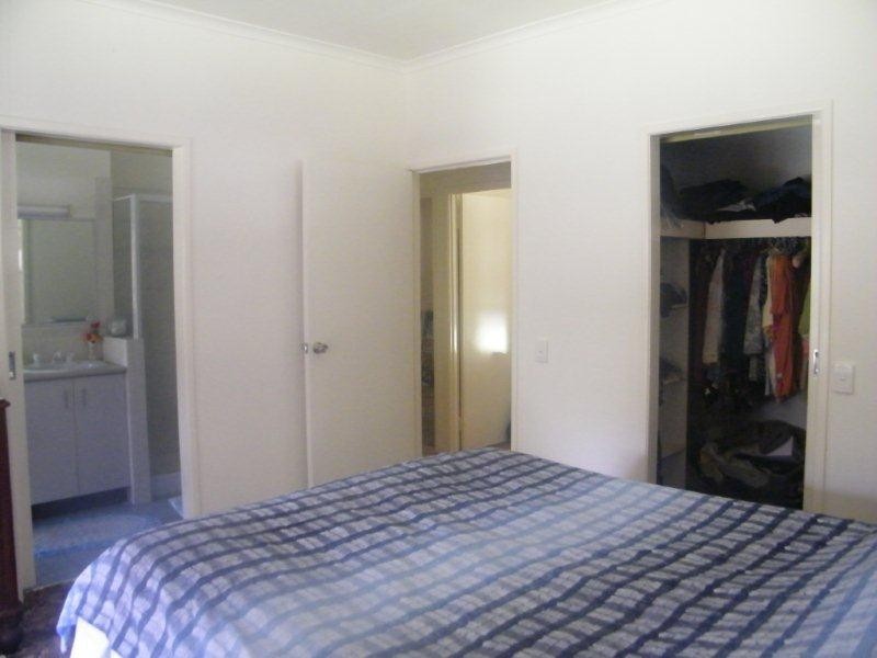 573 Lake Macdonald Drive, Lake Macdonald QLD 4563
