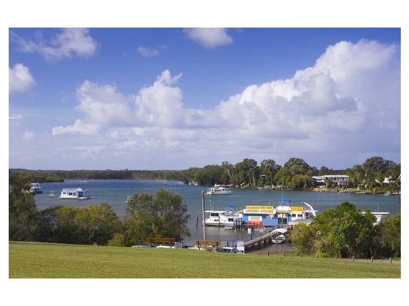 12 Hendry Street, Tewantin QLD 4565