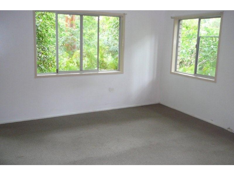 37 Gwandalan Road, Lake Macdonald QLD 4563