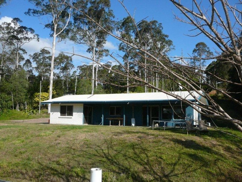 37 Gwandalan Road, Lake Macdonald QLD 4563