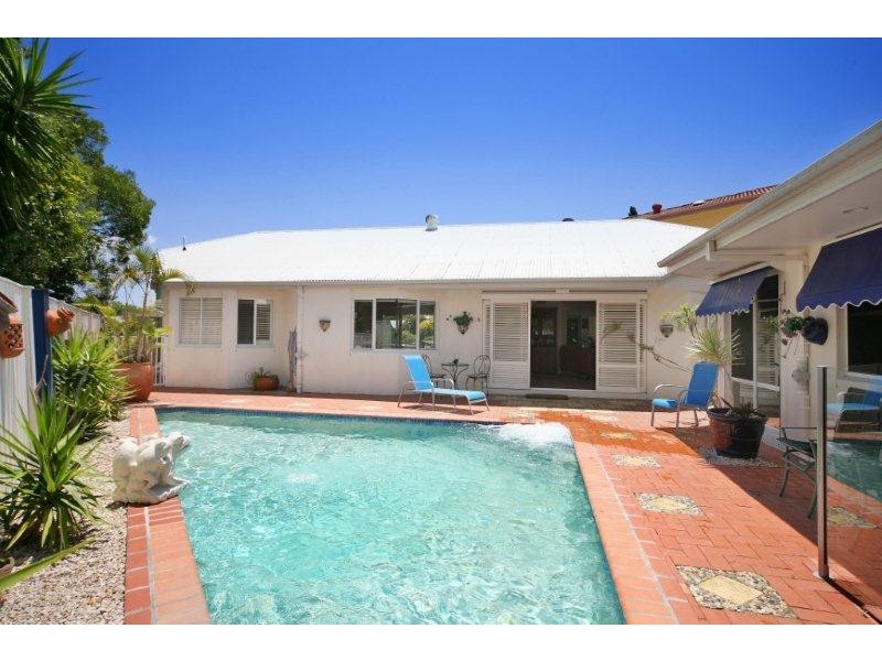 5 The Peninsula, Noosa Waters QLD 4566